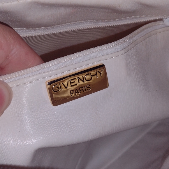 Authentic Vintage Givenchy Crossbody Bag with Gold Chainlink Strap - Picture 12 of 17